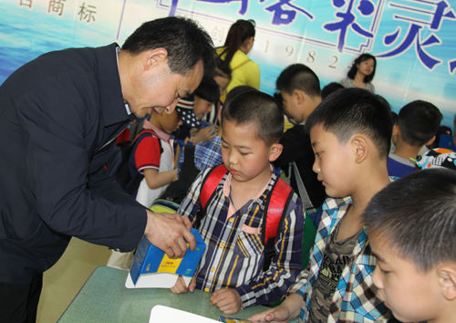 杭州亞運(yùn)會(huì)官方靈芝產(chǎn)品供應(yīng)商|杭州亞運(yùn)會(huì)官方供應(yīng)商|中國靈芝十大品牌|仙客來靈芝|仙客來靈芝破壁孢子粉|仙客來孢子油|仙客來靈芝飲片|仙客來破壁孢子粉|靈芝孢子油|孢子粉|靈芝破壁孢子粉|靈芝|中華老字號(hào) 杭州亞運(yùn)會(huì)官方靈芝產(chǎn)品供應(yīng)商|杭州亞運(yùn)會(huì)官方供應(yīng)商|中國靈芝十大品牌|仙客來靈芝|仙客來靈芝破壁孢子粉|仙客來孢子油|仙客來靈芝飲片|仙客來破壁孢子粉|靈芝孢子油|孢子粉|靈芝破壁孢子粉|靈芝|中華老字號(hào)