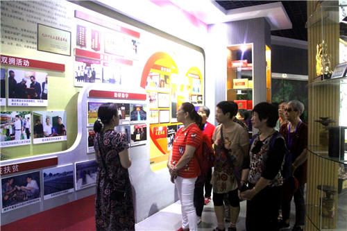 1568098055549139.jpg 杭州亞運(yùn)會(huì)官方靈芝產(chǎn)品供應(yīng)商|杭州亞運(yùn)會(huì)官方供應(yīng)商|中國(guó)靈芝十大品牌|仙客來(lái)靈芝|仙客來(lái)靈芝破壁孢子粉|仙客來(lái)孢子油|仙客來(lái)靈芝飲片|仙客來(lái)破壁孢子粉|靈芝孢子油|孢子粉|靈芝破壁孢子粉|靈芝|中華老字號(hào)