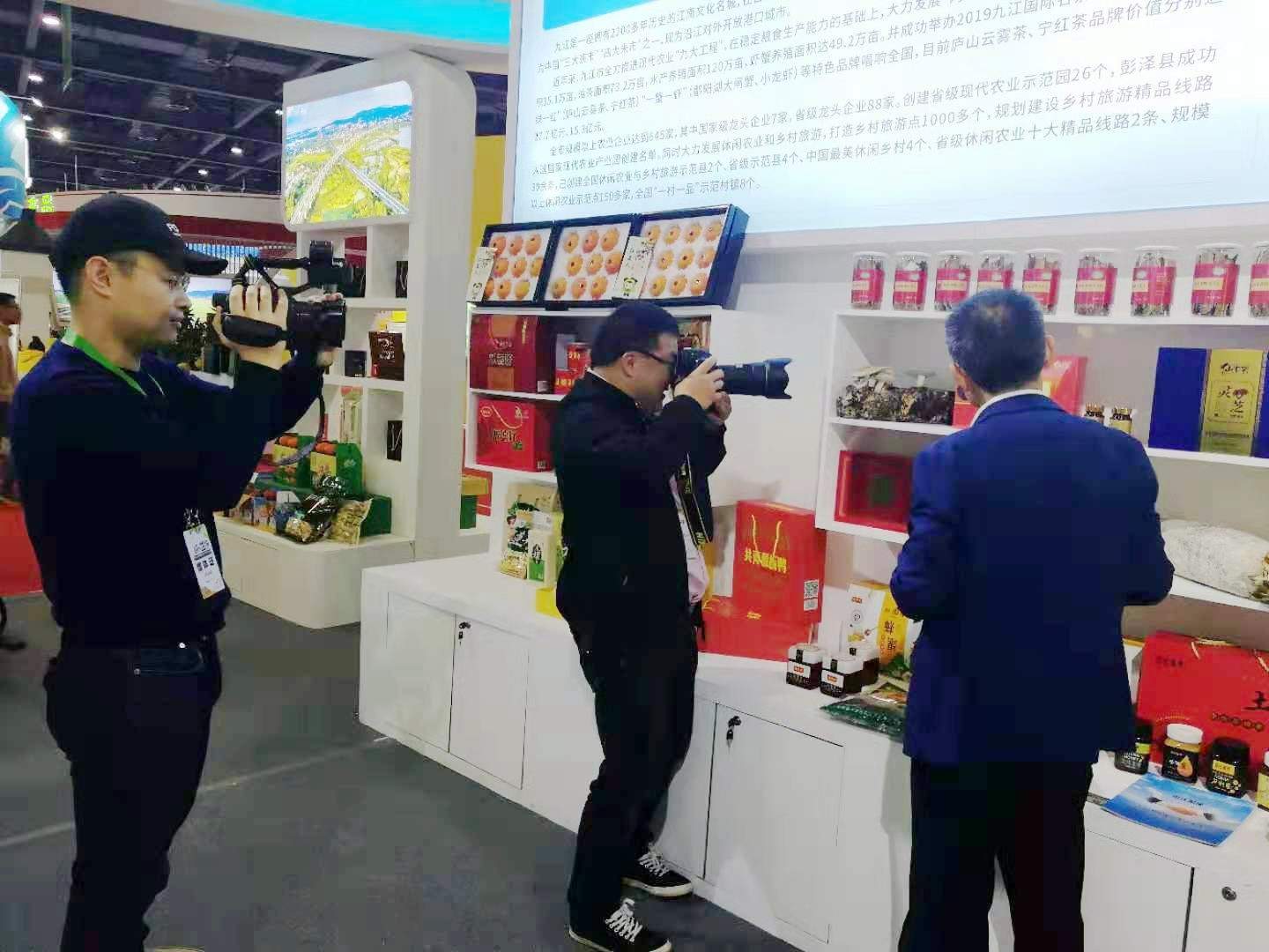 中國(guó)靈芝十大品牌|仙客來(lái)靈芝|仙客來(lái)靈芝破壁孢子粉|仙客來(lái)孢子油|仙客來(lái)靈芝飲片|仙客來(lái)破壁孢子粉|仙客來(lái)靈芝中藥飲片|馳名商標(biāo)|m.pureinfact.com|