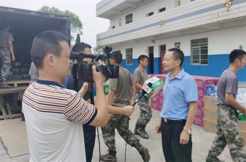 1595036064644164.jpg 區(qū)電視臺(tái)采訪.jpg