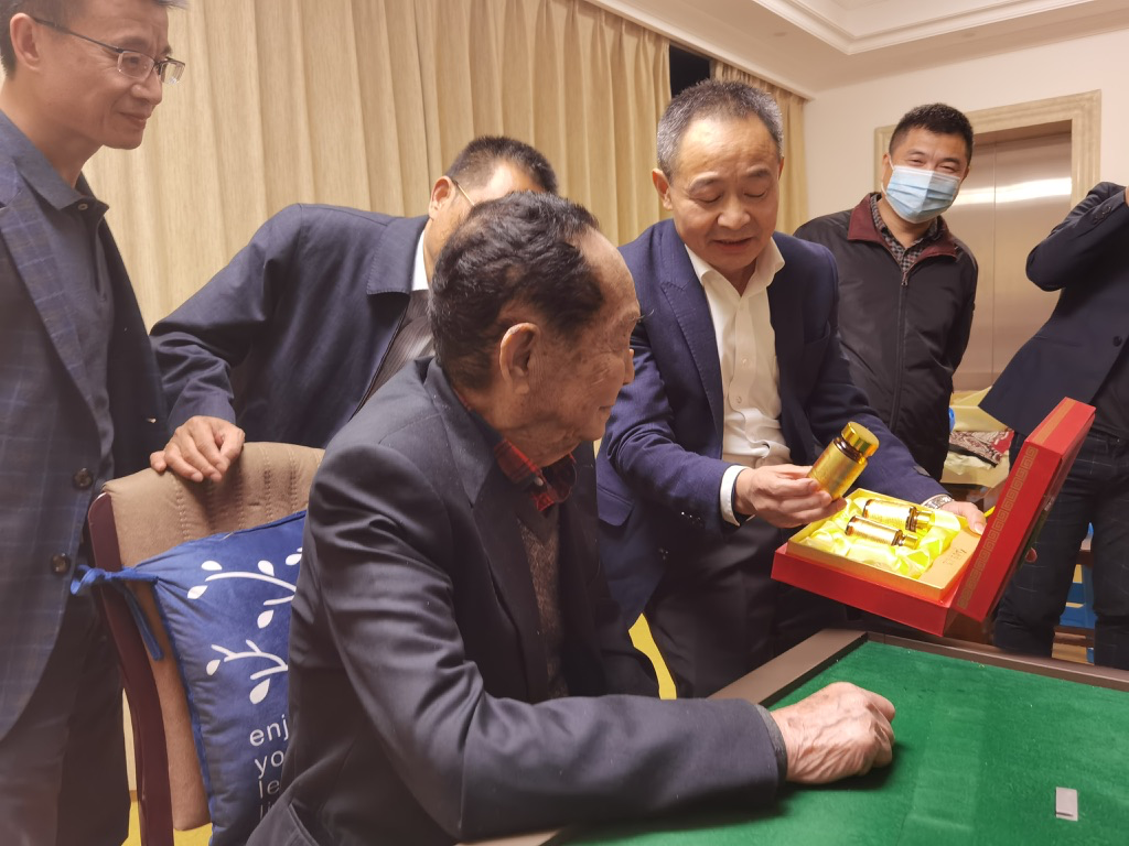 杭州亞運(yùn)會(huì)官方靈芝產(chǎn)品供應(yīng)商|杭州亞運(yùn)會(huì)官方供應(yīng)商|中國(guó)靈芝十大品牌|仙客來(lái)靈芝|仙客來(lái)靈芝破壁孢子粉|仙客來(lái)孢子油|仙客來(lái)靈芝飲片|仙客來(lái)破壁孢子粉|靈芝孢子油|孢子粉|靈芝破壁孢子粉|靈芝|中華老字號(hào)