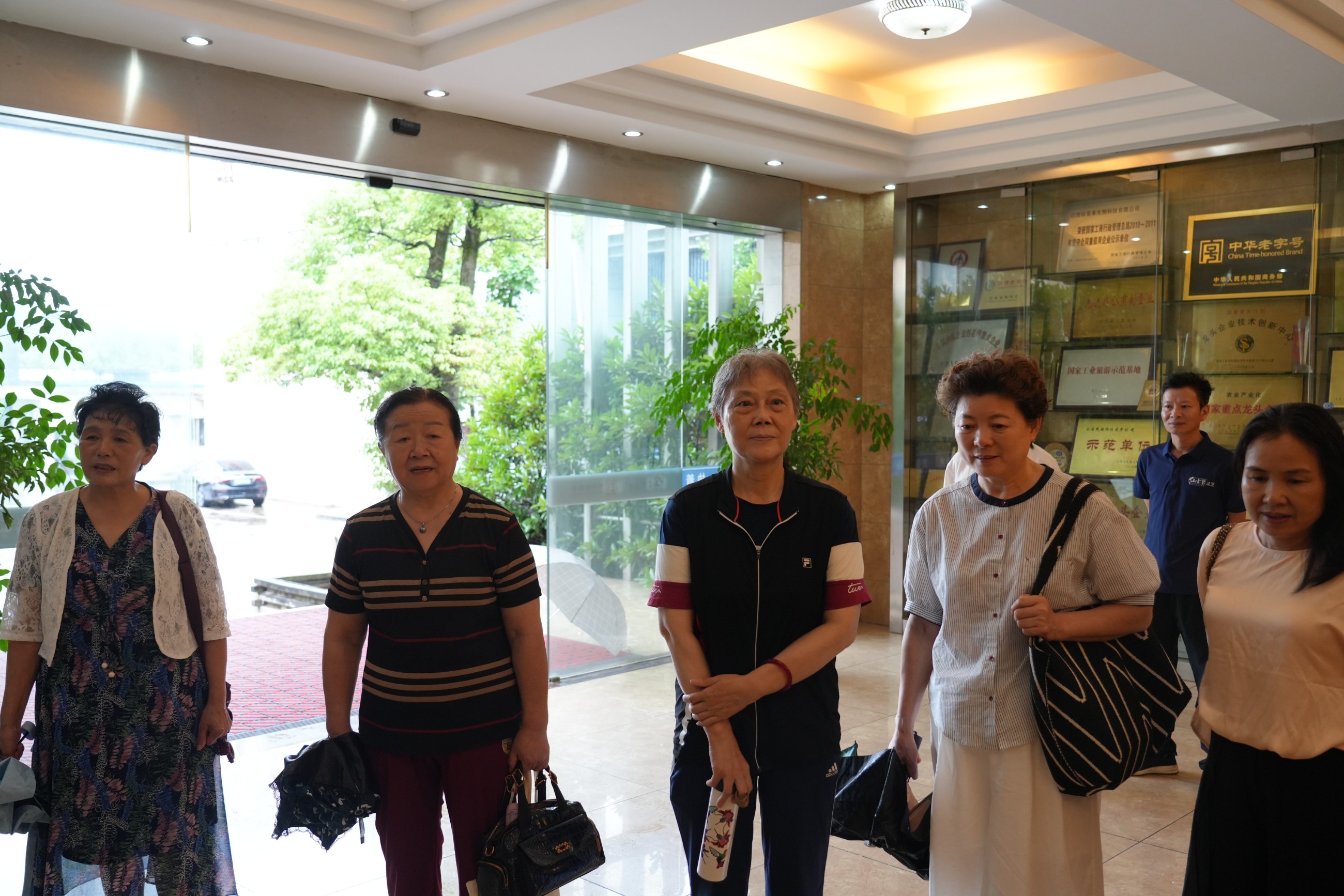 杭州亞運會官方靈芝產(chǎn)品供應(yīng)商|杭州亞運會官方供應(yīng)商|中國靈芝十大品牌|仙客來靈芝|仙客來靈芝破壁孢子粉|仙客來孢子油|仙客來靈芝飲片|仙客來破壁孢子粉|靈芝孢子油|孢子粉|靈芝破壁孢子粉|靈芝|中華老字號