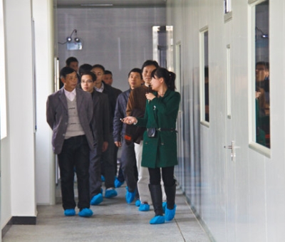 江西省菌物學(xué)會(huì)專家團(tuán)考察仙客來科技創(chuàng)新