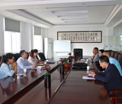 江西省政府決策咨詢委員會(huì)秘書處處長李鵬飛一行蒞臨仙客來公司調(diào)研、考察科技創(chuàng)新