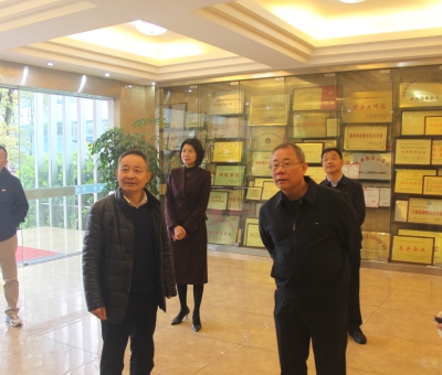 國家稅務總局九江市稅務局黨委副書記、副局長孫暉等領導蒞臨仙客來公司調研