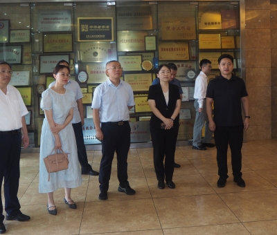 國家審計署領導赴仙客來有機靈芝全產(chǎn)業(yè)鏈可視工廠調(diào)研指導