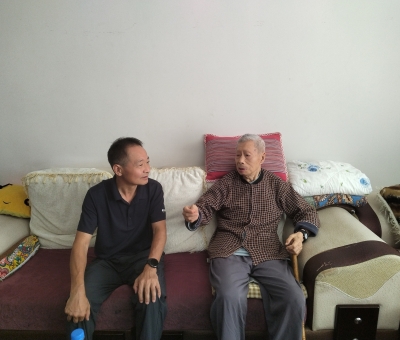 致敬英雄！潘新華一行中秋走訪慰問抗戰(zhàn)英雄張大燕